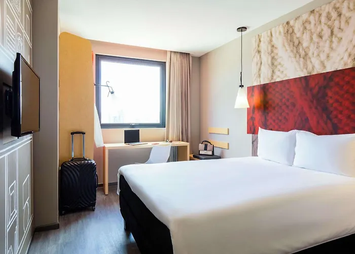 Ibis Tijuana