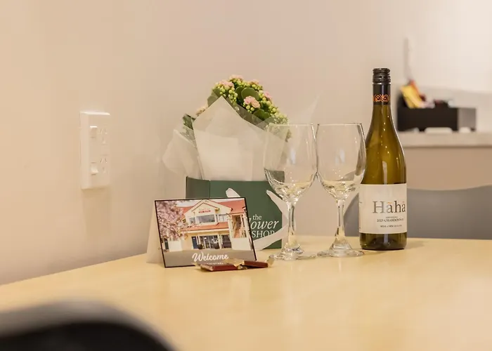 Aubyn Court Spa Motel