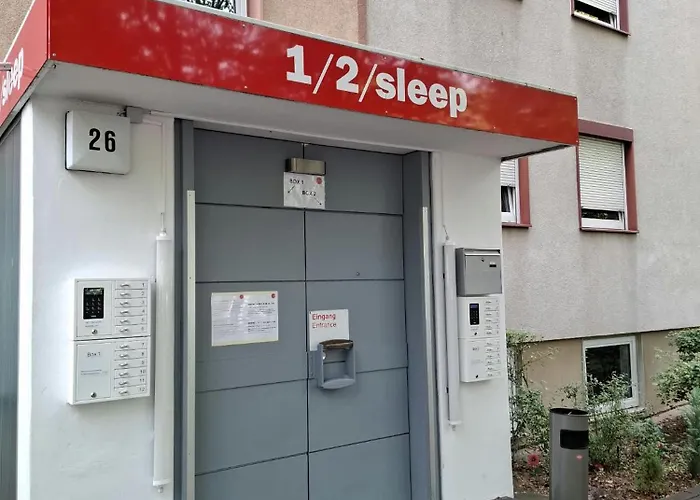 1, 2, Sleep Hostel Nuernberg Messe