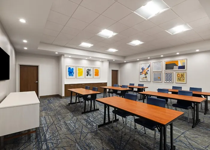 Holiday Inn Express & Suites - Chalmette - New Orleans S By Ihg