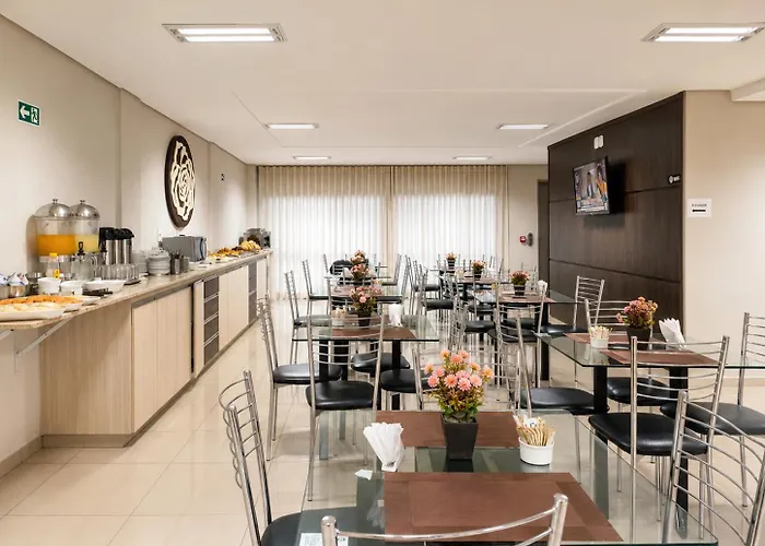 Hotel Vinte Um