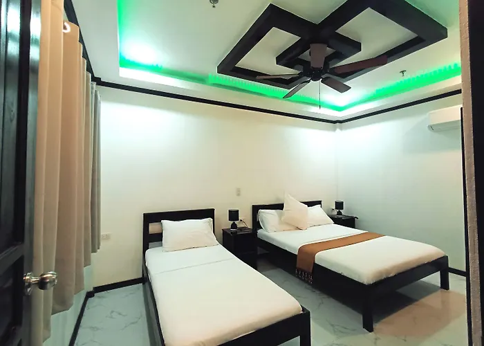 Hotel Oasis Port Barton