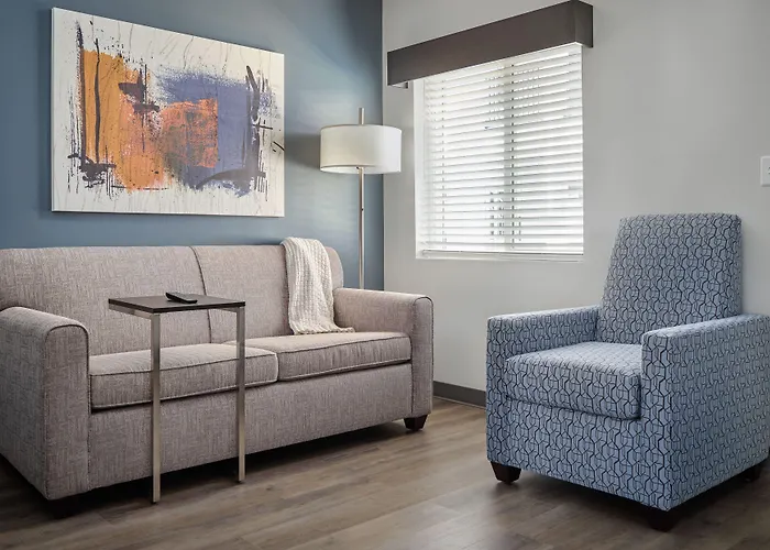 Stayapt Suites Charlotte North