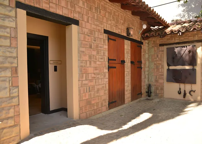 Apogee Boutique Hotel & Spa
