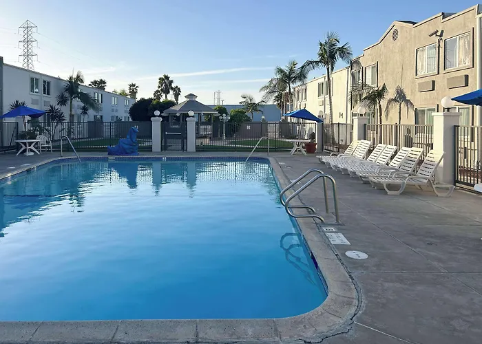 Studio 6 Suites Carson, Ca