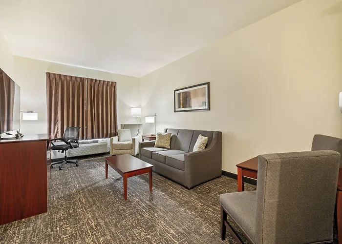 Cobblestone Hotel & Suites - Alpine