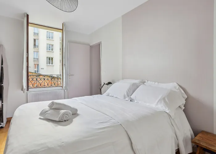 Hotel Robespierre Ex Ideal Hotel Paris - Montreuil