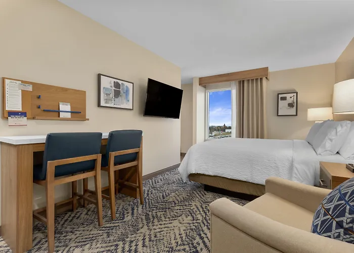 Candlewood Suites Collingwood By Ihg