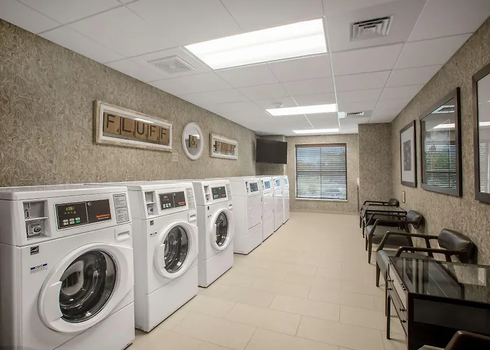 Homewood Suites By Hilton Salina/Downtown, Ks