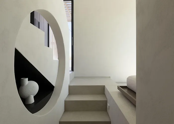 Cubic Mykonos Seafront Design Suites