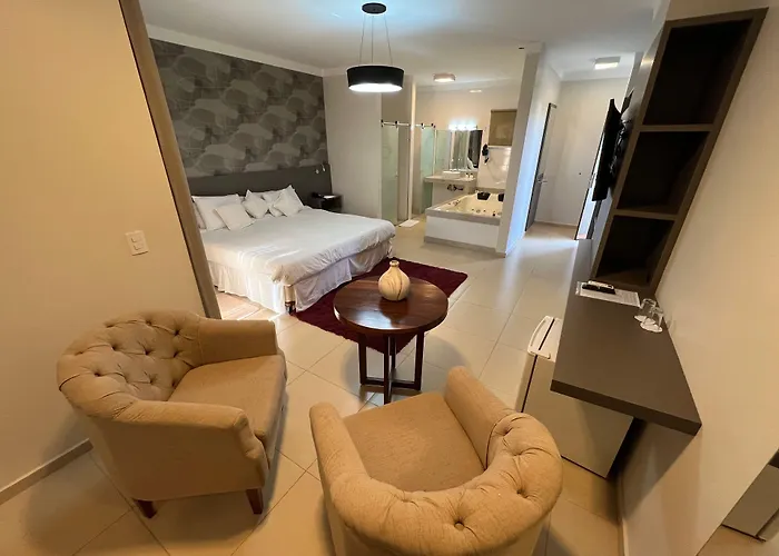 Premier Garden Hotel