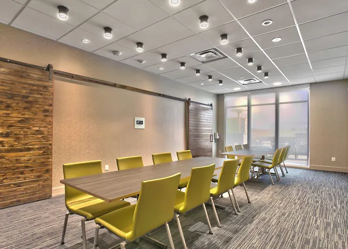 Holiday Inn Express & Suites - Green River, An Ihg Hotel
