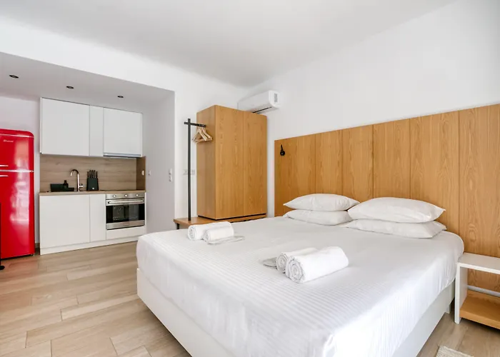 Elia Kolonaki Luxury Apartments