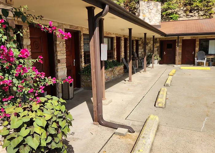 Jefferson Hills Motel