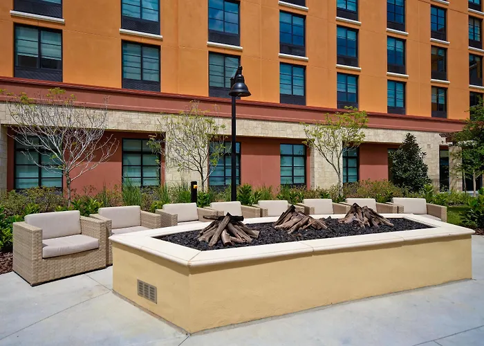 Homewood Suites By Hilton Orlando At Flamingo Crossings