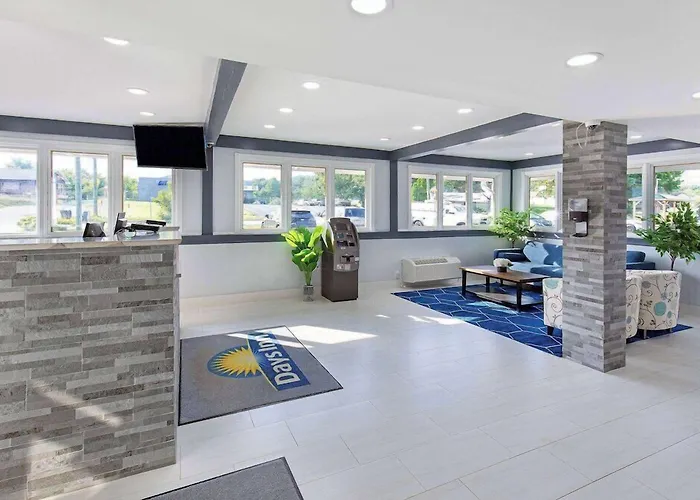 Days Inn By Wyndham Knoxville North