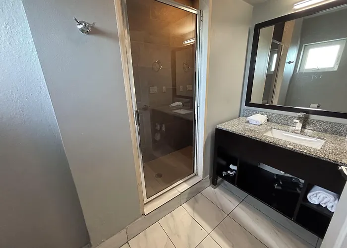 Grace Bay Suites