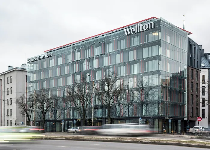 Wellton Riverside SPA Hotel