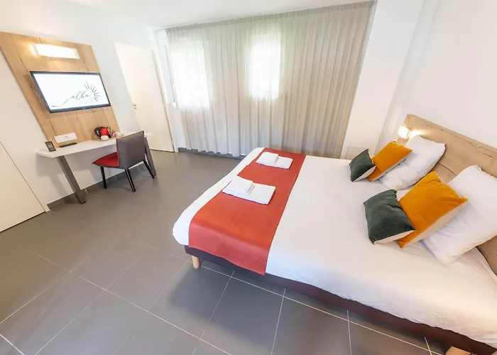 Alba Hotel Lac D'Orient