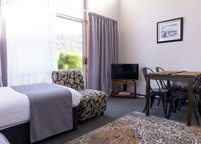 Apostles View Motel