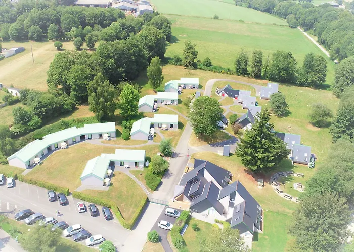 Camping Le Val De Landrouet