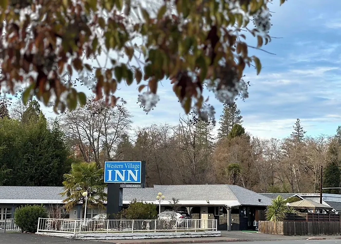Western Village Inn-Newly Renovated