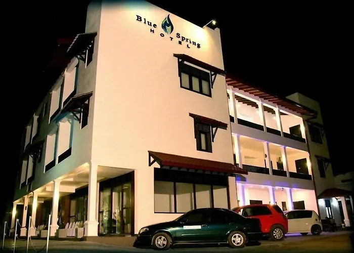Blue Spring Hotel Wadduwa