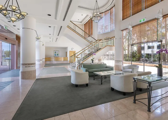 Oaks Gold Coast Hotel