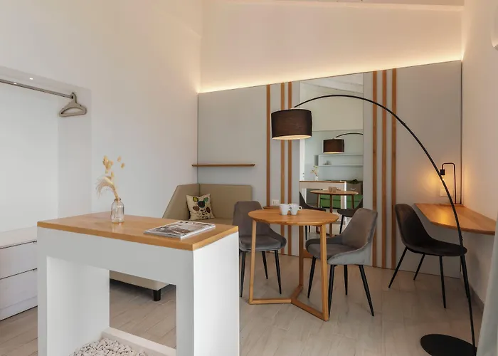 Midenza Seaside & Nature Retreat