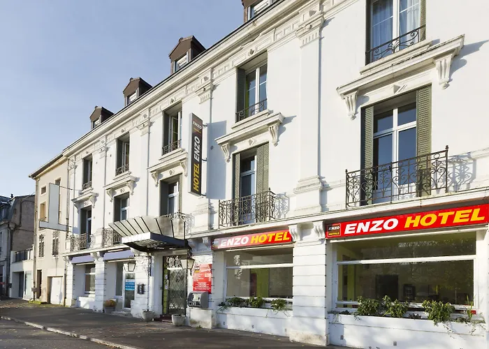 Enzo Hotels Contrexeville