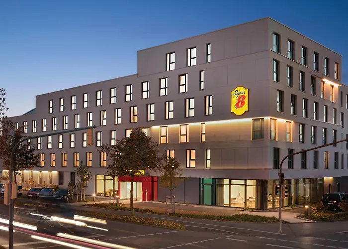 Super 8 By Wyndham Augsburg