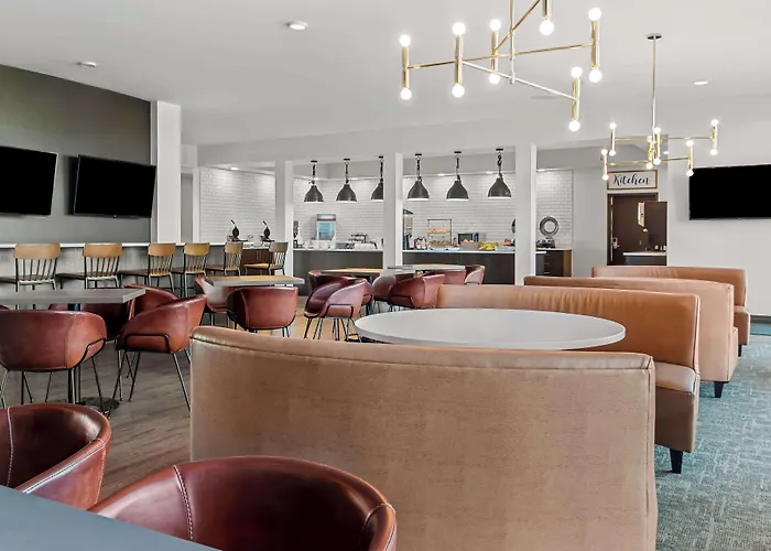 Best Western Plus Winkler