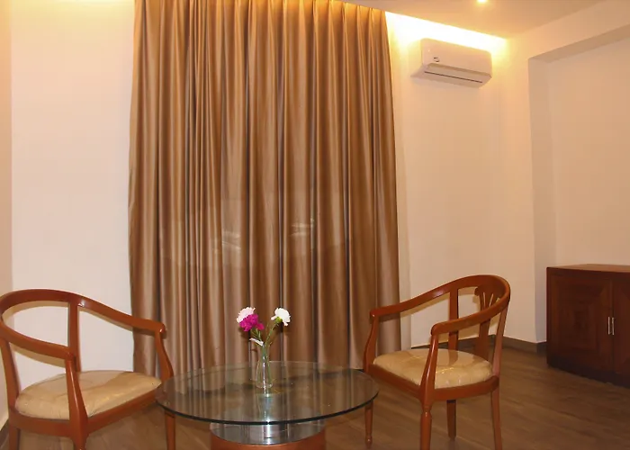 New Merryland Hotel