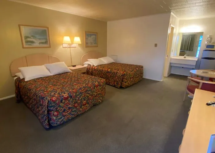 Birchwood Inn