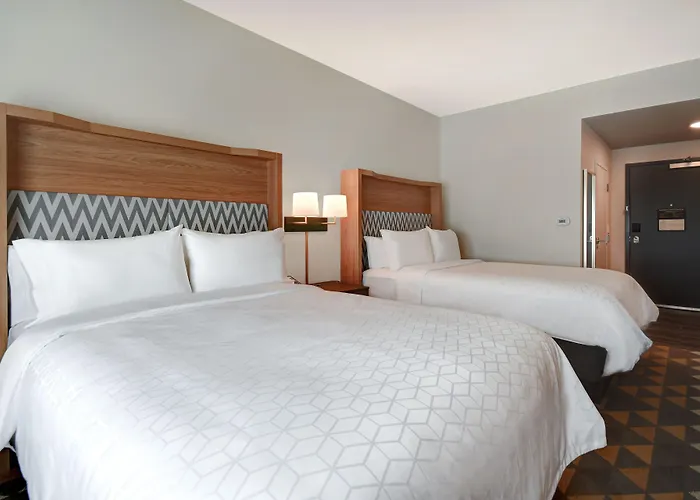Holiday Inn - Erie By Ihg