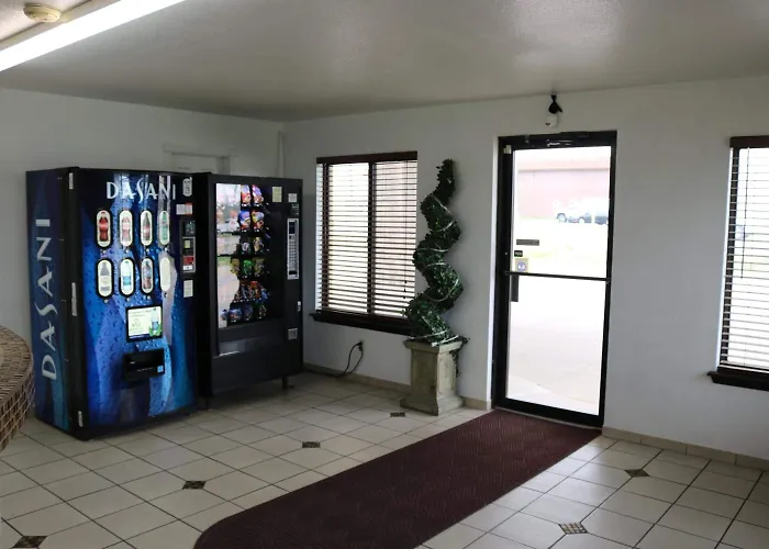 Heritage Inn & Suites
