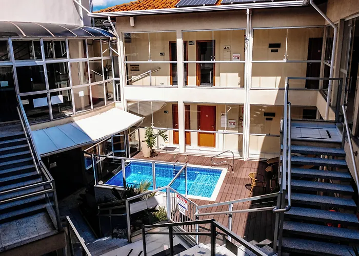 Ferian Plaza Hotel