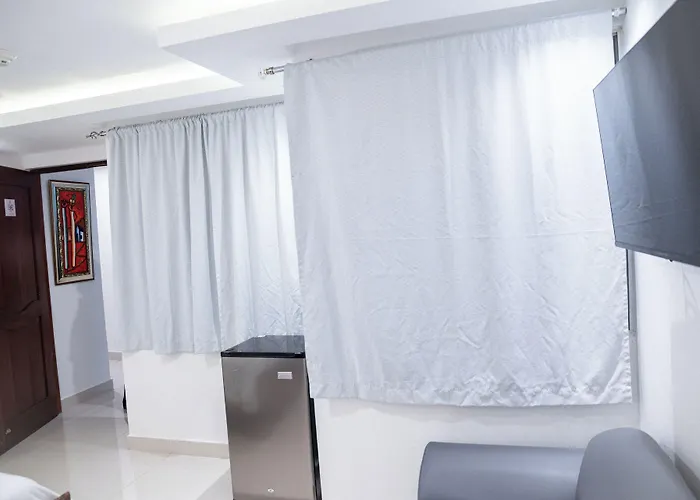 Cataleya Hotel
