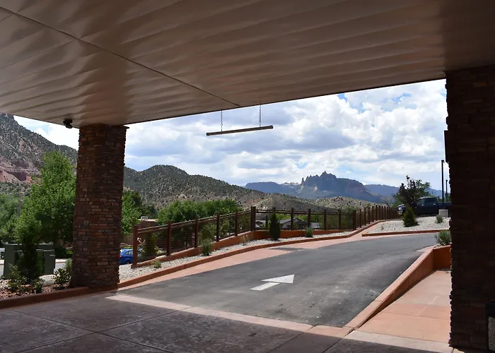 Zion Canyon Lodge