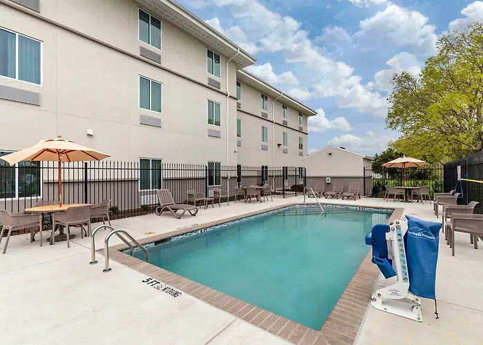Mainstay Suites Lancaster Dallas South