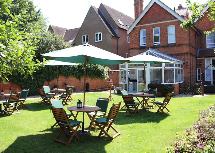 St Margaret'S Hotel