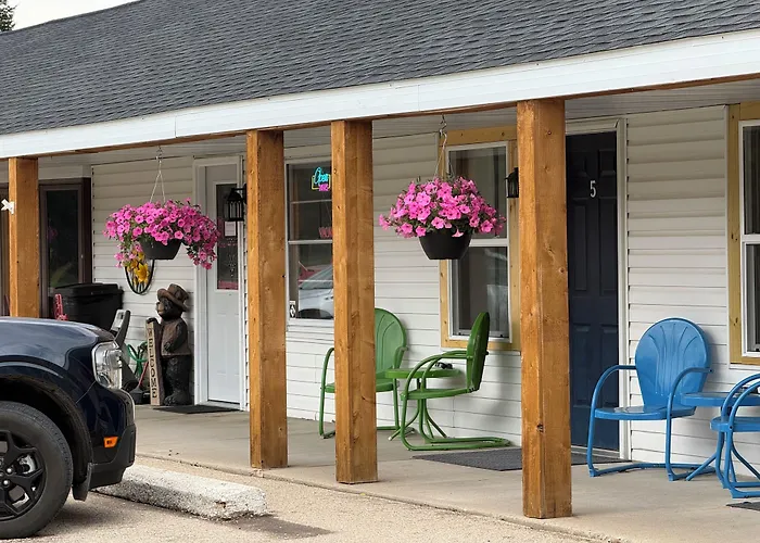 Hillcrest Motel