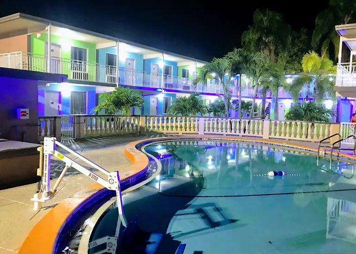 Tropical Inn & Suites, Downtown Clearwater