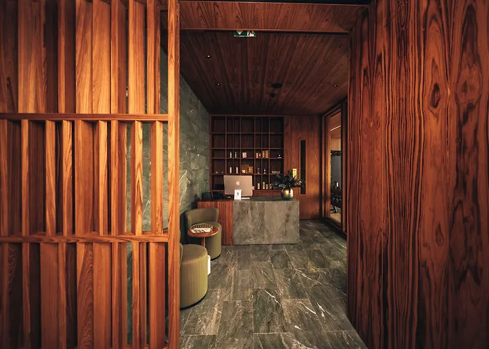 M Boutique Hotel -Designed For Adults