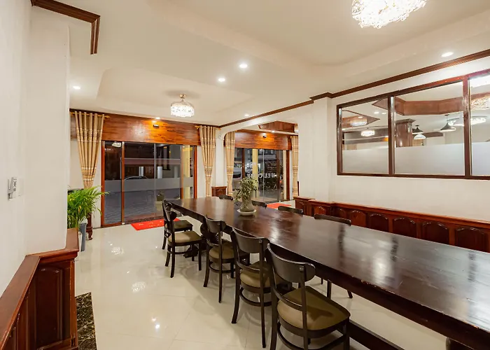 Luangprabang Center Hotel