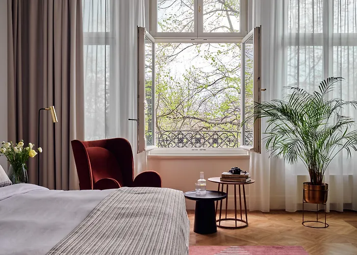 Hotel Altus Palace - Destigo Hotels
