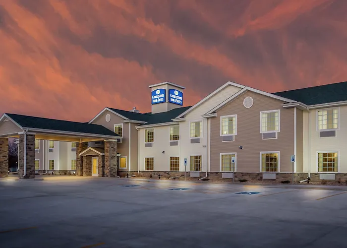 Cobblestone Inn & Suites - Holdrege