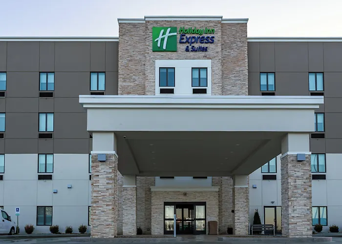 Holiday Inn Express & Suites - Columbus - Worthington By Ihg