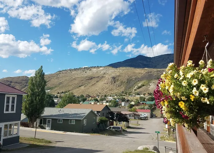 406 Lodge At Yellowstone