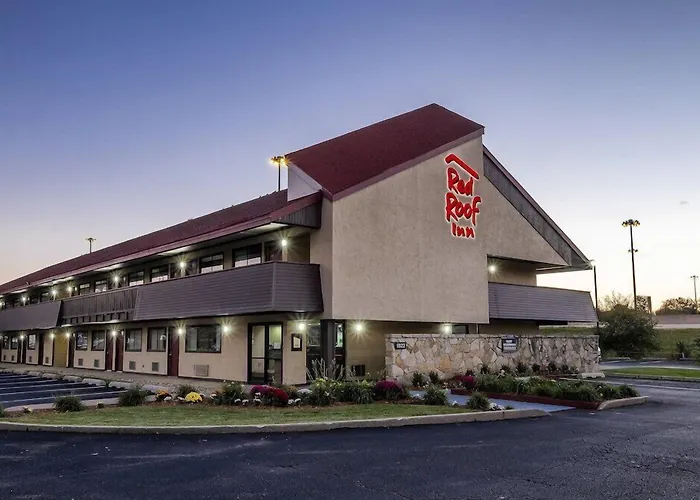Travelodge By Wyndham Peoria